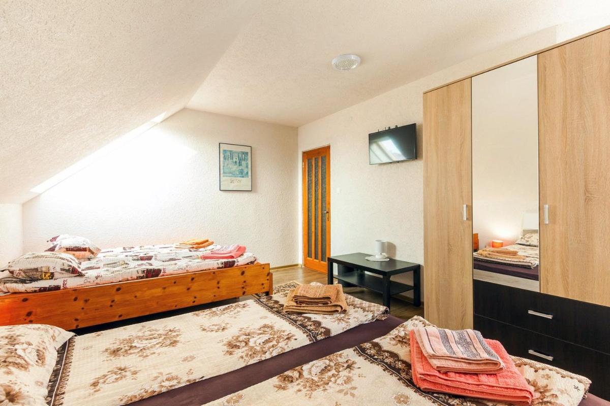 Erőss Kulcsosház Lăzarea Exterior foto